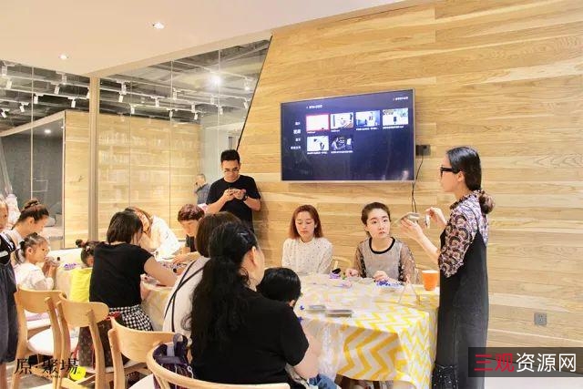 聚会：如何打造高效社交网络（提供实用的主题聚会、团建、公关活动、社群运营等活动的策划及组织思路和技巧）+by+普里亚·帕克