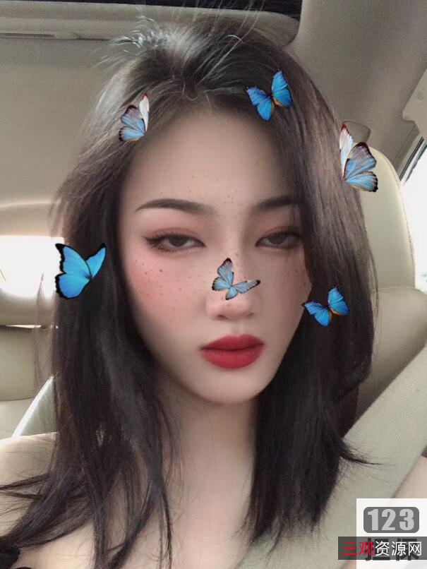 董柒柒：推特女神，本地最具颜值的网红，让人痴迷的视频合集与图集！