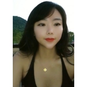 苏妲己公园一日游：御姐小姐姐的成熟满足感，精彩视频1.1G