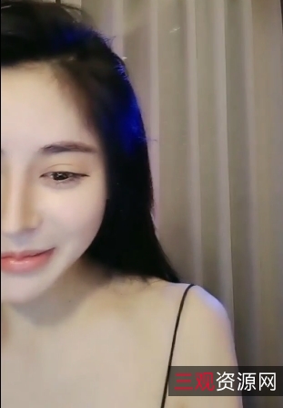 《空乘馨馨编漂亮小姐姐视频，一见倾心，无法抗拒！》