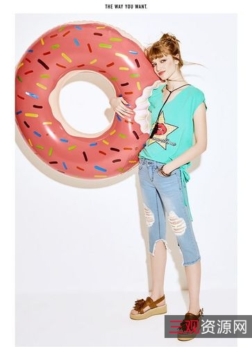 王龙压制组出品：电影《我和他都是新郎》，1080P高清MP4格式，T-Rex配乐，爱情真实模样