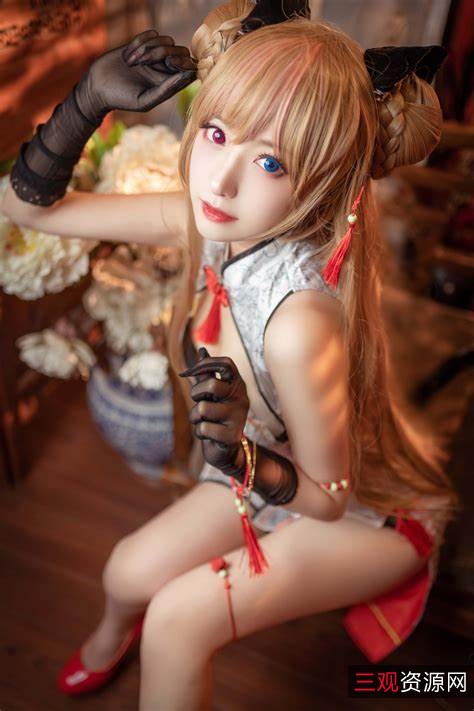 小鹿酱福利：高颜值飞机场学生妹可爱光“阴”御姐满足欲望的妹子梦想