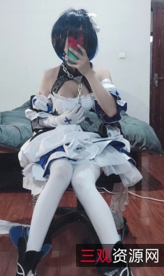 火辣吃瓜：TS水银灯24.4G短视频合集，网红妩媚风格，让男粉们沉醉在颜值和性别的结合之中