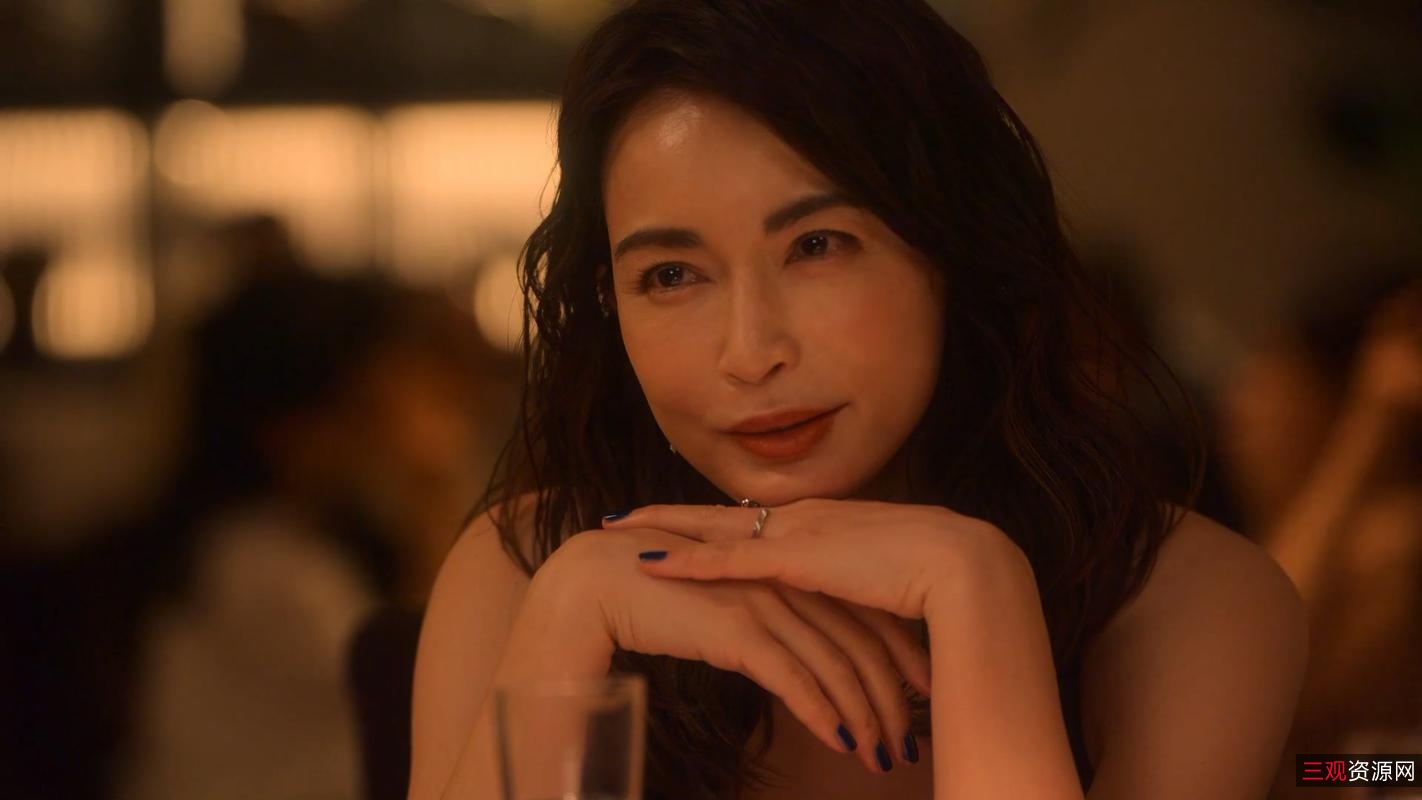 2022年日本情人节爱情剧《金鱼妻》：禁忌、背叛与命运的爱情故事