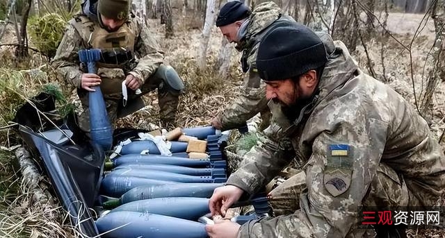 《美国围攻》4K蓝光碟：FBI特工约翰·斯通与犯罪头目TheExchange联手对抗恐怖分子，观众可以在家中享受高清画质的视听盛宴！