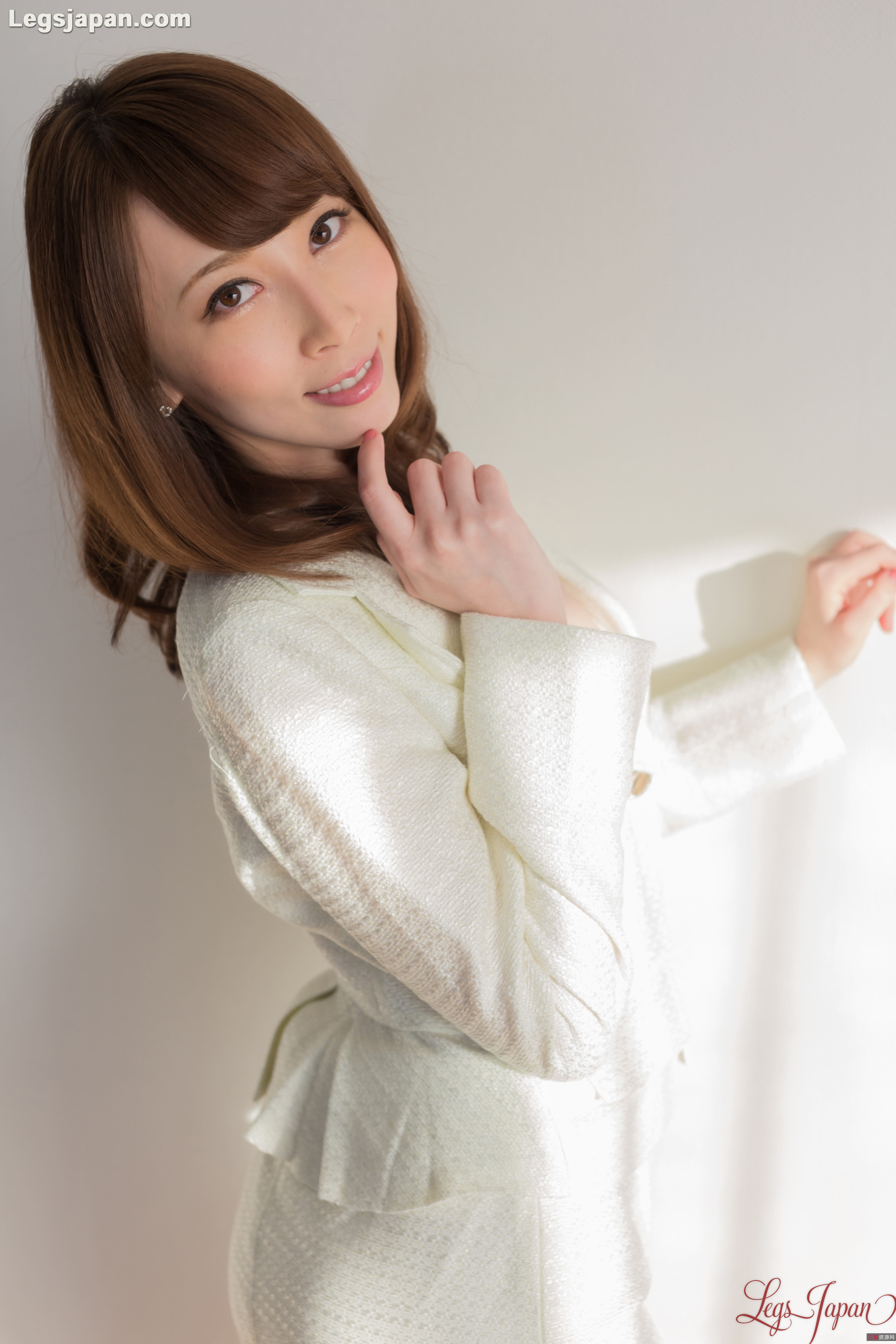 日本岛国美足达人AyaKisaki的精彩视频，探索日本优雅文化的魅力