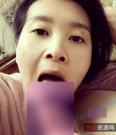 《海伦：一位网红的精灵，让人心动的女人味生活日常作品》