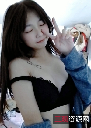 21年抖音风果舞小视频私人珍藏：美女主播妖娆舞姿精彩表演