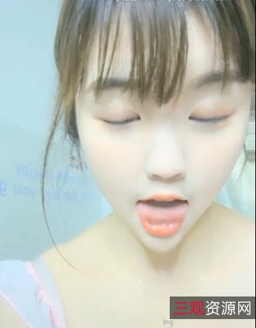 《斗鱼新晋人气小妖孽软萌火爆R身材白嫩性感撩人紫薇奥利最新有尺度合集》