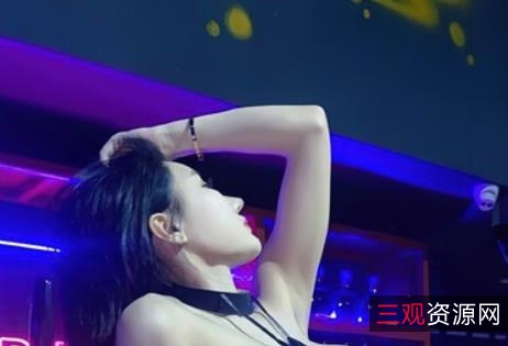 推特女神佳多饱:视频+图片集,6.11G双人游戏出水!