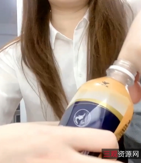 某推人气火爆宅男粉力荐【某推精选】你的生物老师（闵儿）最新散播稀缺合集【3V-2.35G】