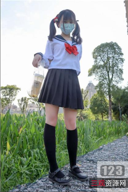 学生气质美少女工口糯米姬的清纯可爱与性感诱惑