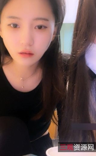 小石头热舞直播：放松毕业，和闺蜜一起喝醉，看好看的热舞视频！