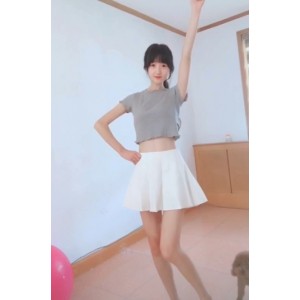 《赵小燕：快手上63万博主的绝版舞蹈合集》