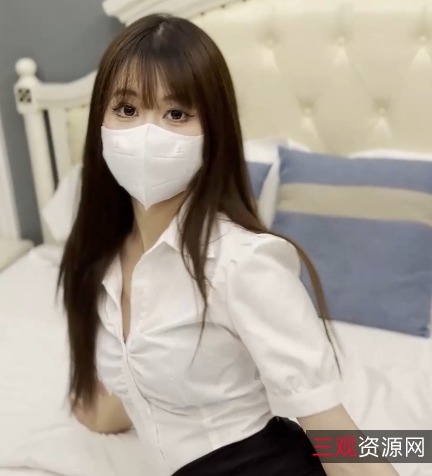精彩舞蹈！Cola酱的梦想之旅：窈窕美少女身材秀，柔美动作慢动作节奏！