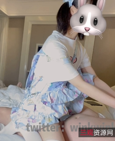 火爆网红福利22V-8G幼齿妹子美足白丝反差婊Y乱纯欲抖M绝色娇艳浮力姬减肥某推