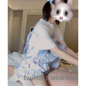 火爆网红福利22V-8G幼齿妹子美足白丝反差婊Y乱纯欲抖M绝色娇艳浮力姬减肥某推