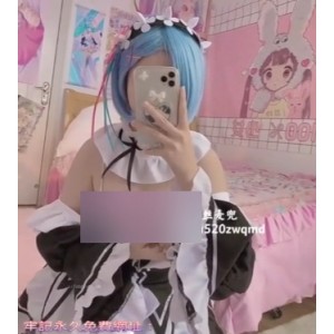 福利姬麦兜私拍尿尿照片，放飞自我，打粑粑，百度盘分享