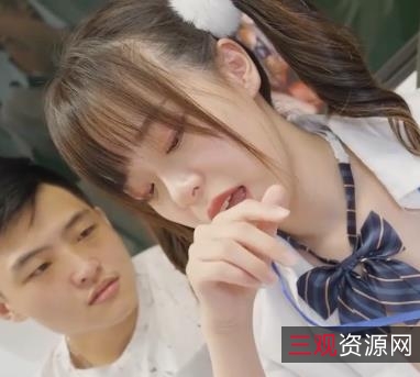 地铁乘务员的压力：为乘客提供舒适服务