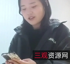 《19岁颜值嫩妹沉沦记：青涩害羞的擦中百度盘羞涩体验》