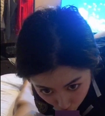 性感校花女神：丝袜有趣互动视频展示