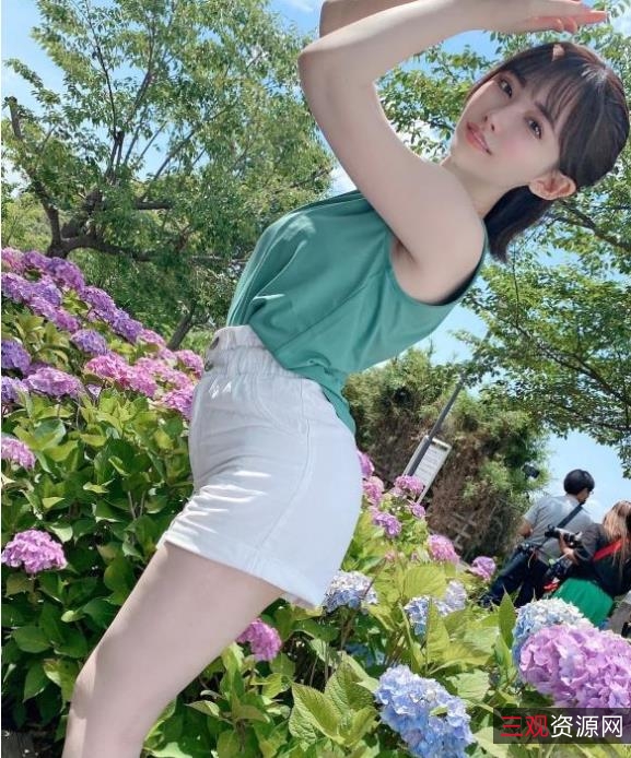 热舞美女学生蝴蝶结短裙服装青纯高清观感