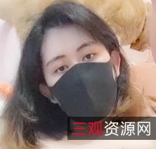 抖音网红Naimi奶咪的私拍磁力，展示了反差小狗打粑粑的独特魅力，让人放飞自我。