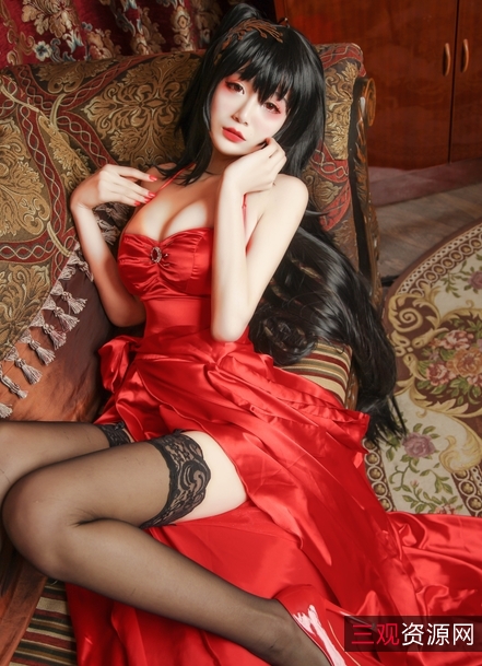 限时特惠虎牙美艳博主一米八的大梨子猫耳合集，包含兔女郎、女仆、学生妹、旗袍等多款动人资源，让你感受征服感！限量5.9G！