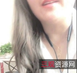 限时特惠风情万种的白领客服上班开直播，展示大咪咪！3.8GB超值流量任你畅享！