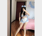 蜜桃沐沐：推特女神合集