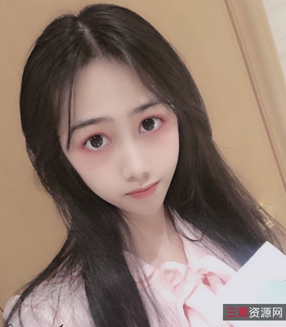 抖音超火妹子江可爱视频