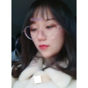 公园偶遇四眼美眉与陌生人的给力邂逅百度云资源