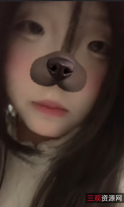 独家分享10年抖音几千粉丝反差妹自录视频1三人游10v+28.72m