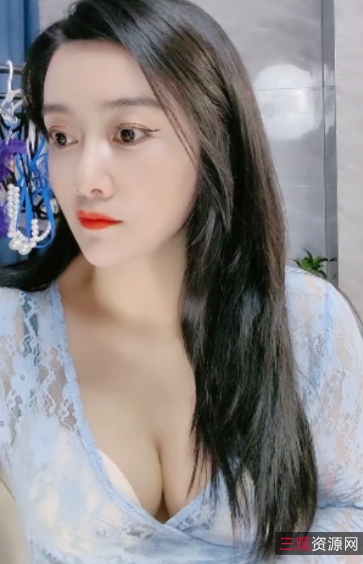 风韵少妇小萱：女人的原味小热裤，百度ED2K收cang+du家视频