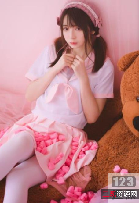 《虎牙上最受欢迎的小猫——胖次猫，给你无限快乐！》