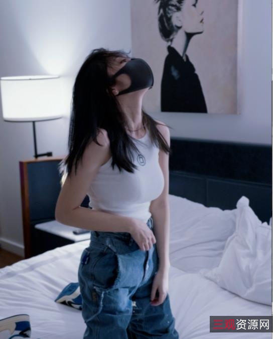 虎牙超人气女神hongkongdoll最新OF私拍有尺度合集_1V-212MB