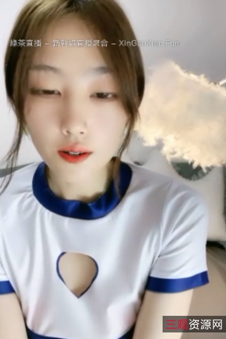 模露露16部合集,让人感受到了腿模女神的魅力和风采,每一部视频都是珍贵的收藏。