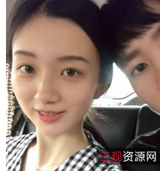 数字化时代的分手女友:自拍视频和图集,收藏观看不止