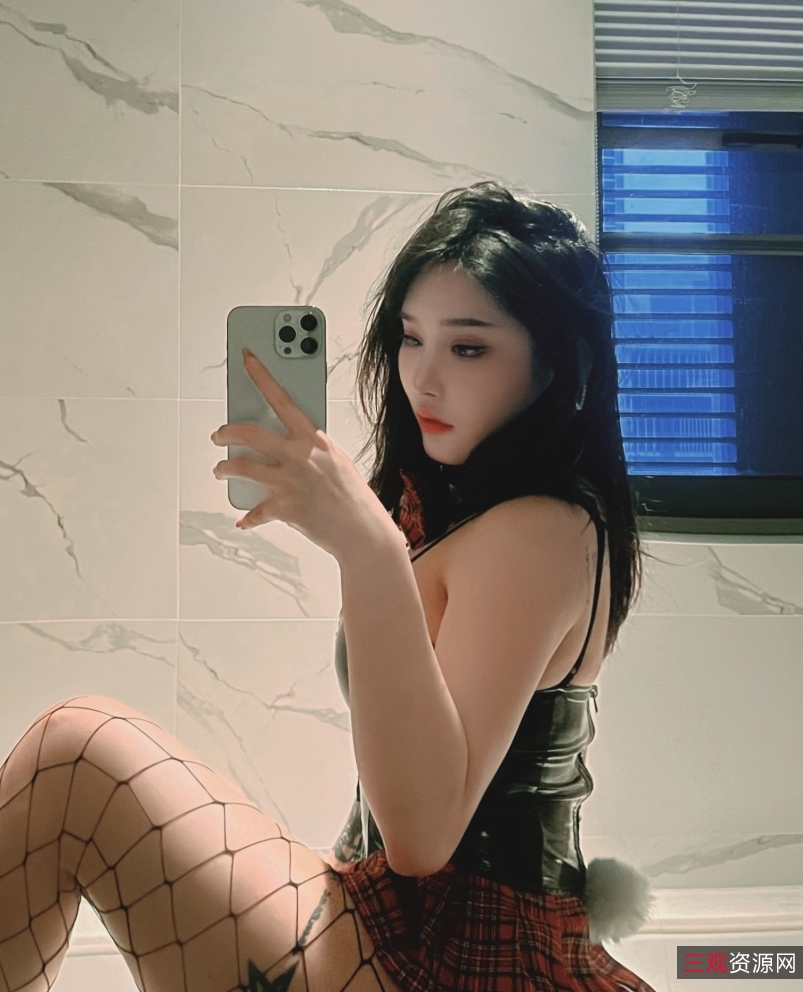 宋昱欣微密圈212月合集：529P9V，1.34GB百度盘