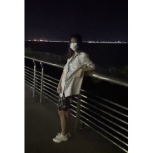 推特达人小小星户外展示9v9g，受到广泛收餐柰百度收录