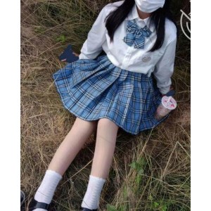 00后妹子表妹，高中女友19v4.55g珍藏视频