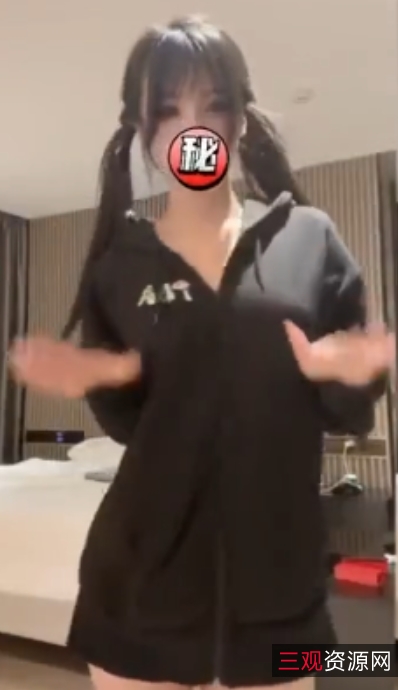 《抖音风热舞、变装与反差超大合集，美女云集，下载百度盘，文件后缀NV+1G+》