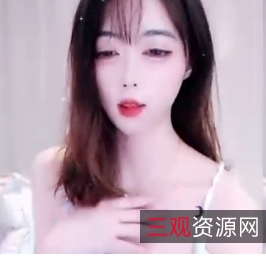 一位观众都有机会获得小软软亲手定制的5000元私人全果礼篮，这让这档节目更加具有吸引力。快来关注小软软的直播间，一起期待她的全果定制礼篮吧！