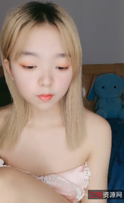 吧唧小可爱与闺蜜的幽默视频合集，17部精彩视频，总大小27.3GB，百度ED2K热搜收藏112次，欢笑与友谊尽在其中！