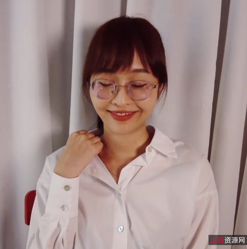 眼镜妹+deerlong原档+219v52.7g