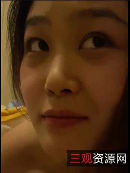 吉林女孩岳欣《瓜S拍》高清自拍视频,男主无敌S互动观看