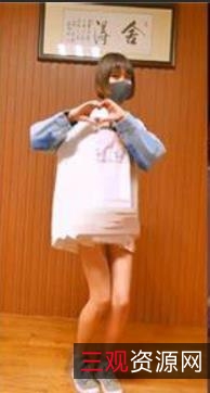 抖音火辣果舞舍得妹钰儿最新合集5V5G，边跳边脱光