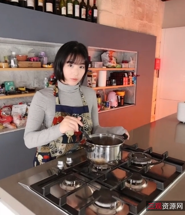 香蕉妹Obokozu甜美合集25V505G，百度收藏394