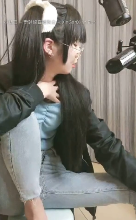 百度盘+合集+优质+双马尾妹子专属小女友+30V+28G+包含纯欲直播与三人游内容