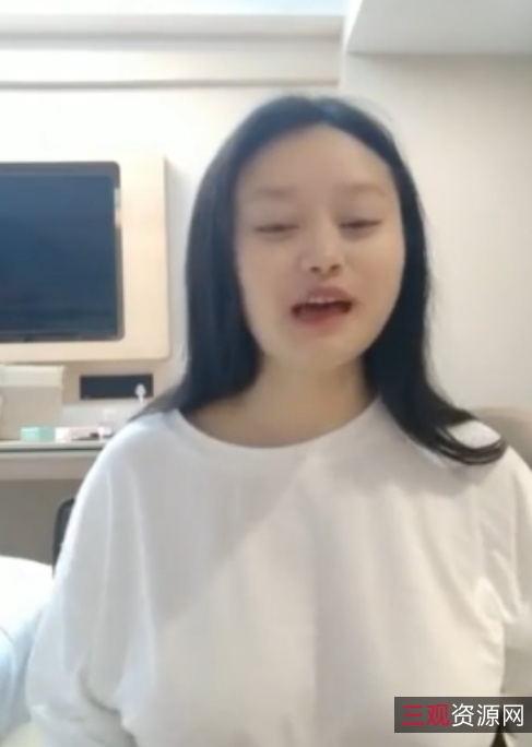 直播平台小毒甜户外野餐8V7.4G疯狂感觉